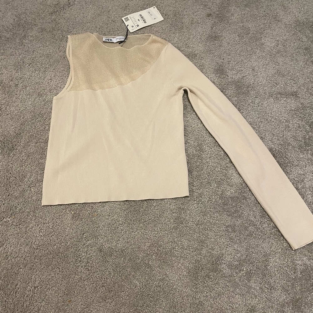 Zara knit cream one sleeve top medium